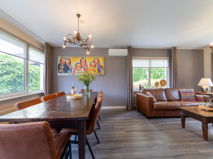 Vakantiehuis in Nistelrode (Noord-Brabant) voor 13 personen met 5 slaapkamers.