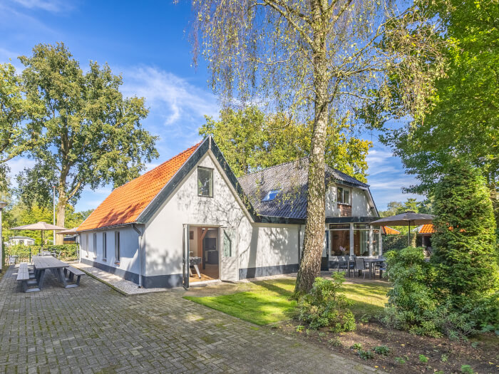 Vakantiehuis in Putten (Gelderland) voor 22 personen met 9 slaapkamers.