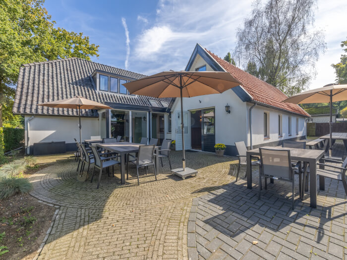 Vakantiehuis in Putten (Gelderland) voor 22 personen met 9 slaapkamers.