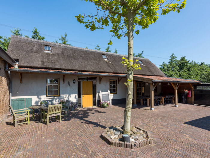 Vakantiehuis in Wateringen (Zuid-Holland) voor 15 personen met 14 slaapkamers.