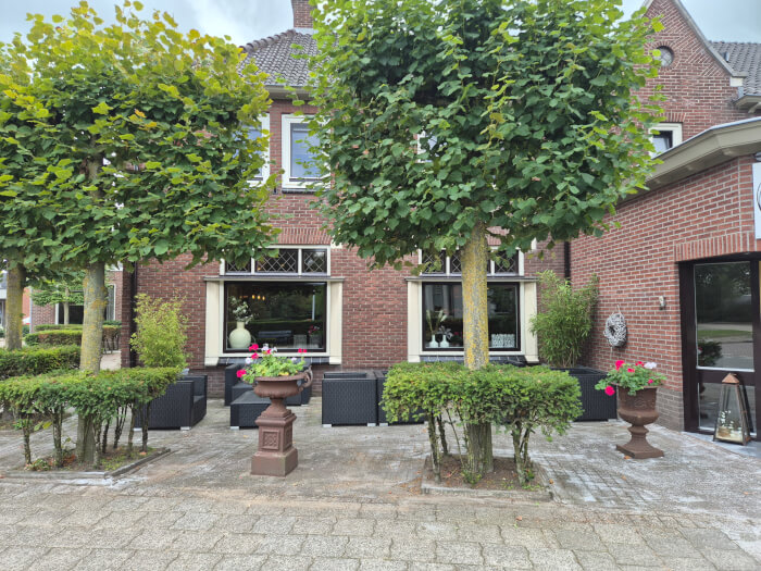 Vakantiehuis in Lichtenvoorde (Gelderland) voor 24 personen met 12 slaapkamers.