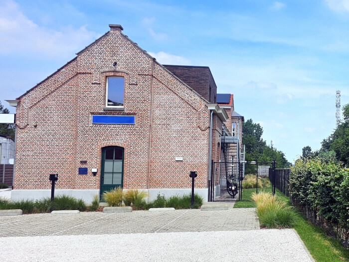 Vakantiehuis in Ertvelde (Oost-Vlaanderen) voor 21 personen met 10 slaapkamers.