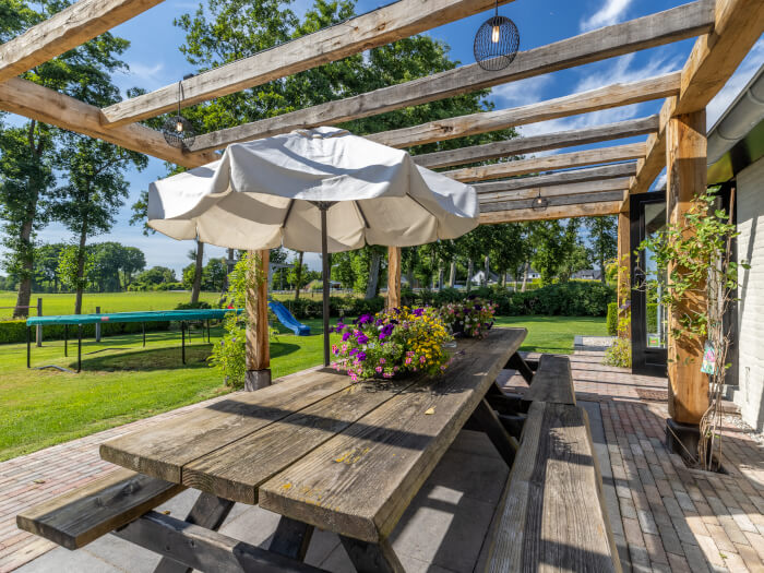 Vakantiehuis in Otterlo (Gelderland) voor 16 personen met 8 slaapkamers.