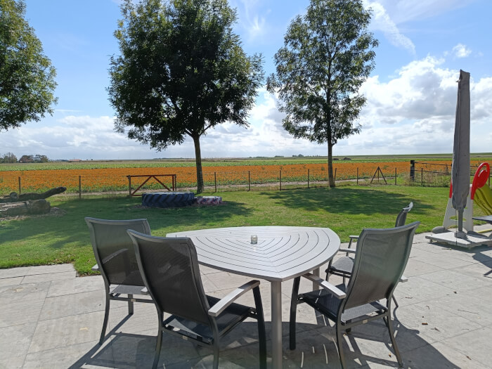 Vakantiehuis in Tholen (Zeeland) voor 10 personen met 5 slaapkamers.