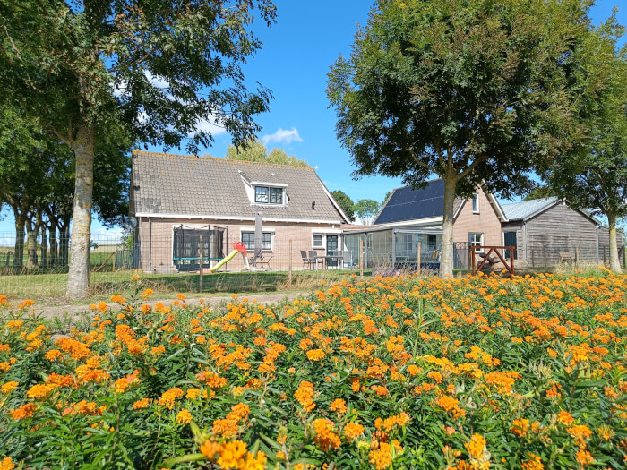 Vakantiehuis in Tholen (Zeeland) voor 10 personen met 5 slaapkamers.