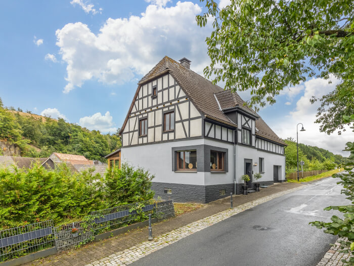 Vakantiehuis in Deifeld (Noordrijn-Westfalen) voor 12 personen met 4 slaapkamers.