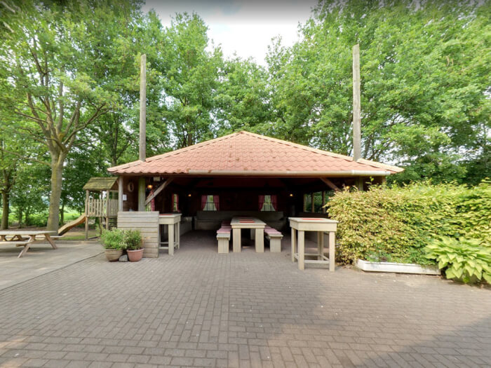 Vakantiehuis in Wijchen (Noord-Brabant) voor 25 personen met 7 slaapkamers.