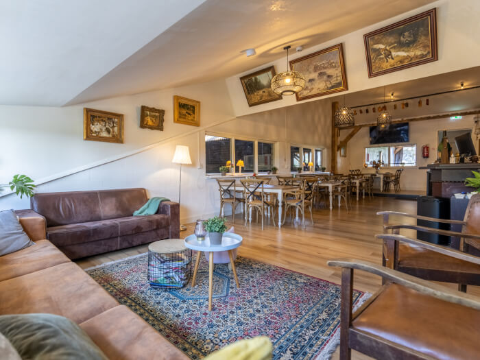 Vakantiehuis in Aarle-Rixtel (Noord-Brabant) voor 14 personen met 7 slaapkamers.