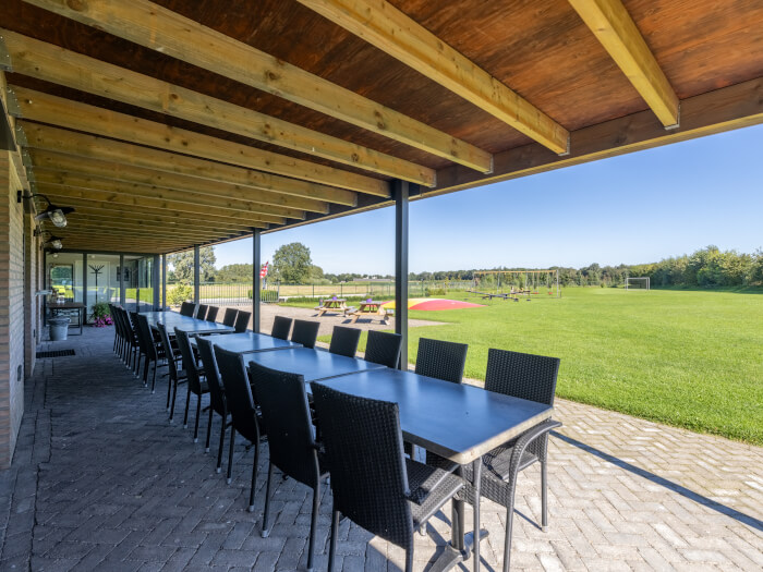 Vakantiehuis in Nistelrode (Noord-Brabant) voor 15 personen met 6 slaapkamers.