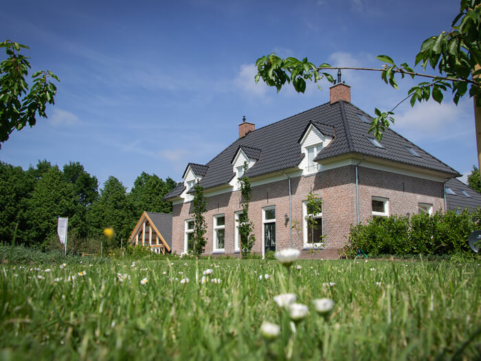 Vakantiehuis in Welsum (Overijssel) voor 27 personen met 12 slaapkamers.