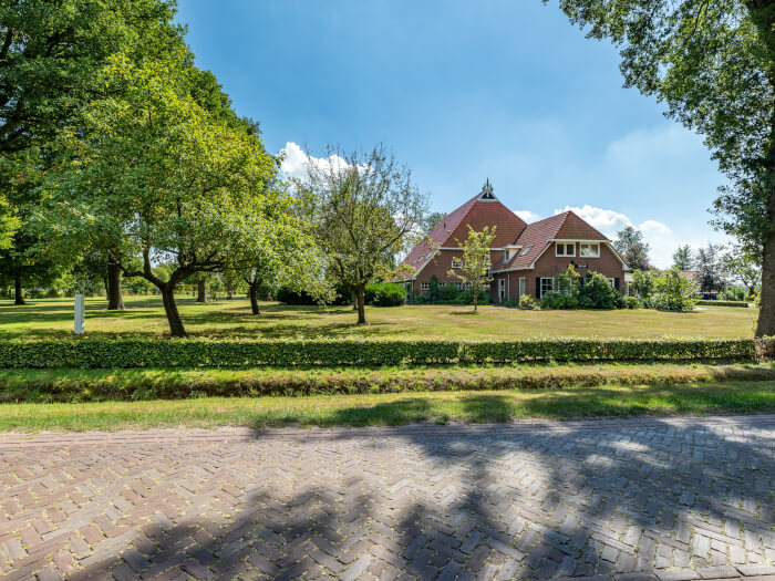 Vakantiehuis in Appelscha (Friesland) voor 50 personen met 9 slaapkamers.