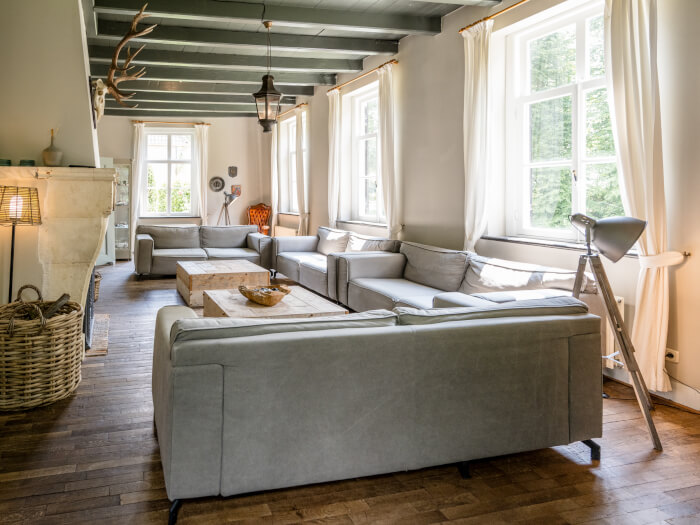 Vakantiehuis in Oijen (Noord-Brabant) voor 62 personen met 25 slaapkamers.