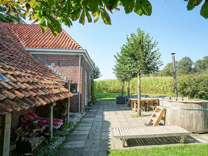 Vakantiehuis in Winterswijk (Gelderland) voor 12 personen met 7 slaapkamers.