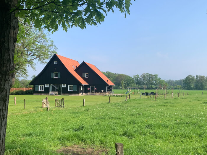 Vakantiehuis in Zenderen (Overijssel) voor 19 personen met 9 slaapkamers.