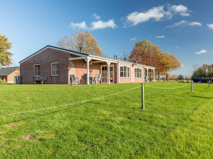 Vakantiehuis in Didam (Gelderland) voor 16 personen met 6 slaapkamers.