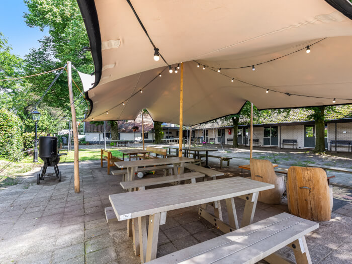 Vakantiehuis in Putten (Gelderland) voor 66 personen met 12 slaapkamers.