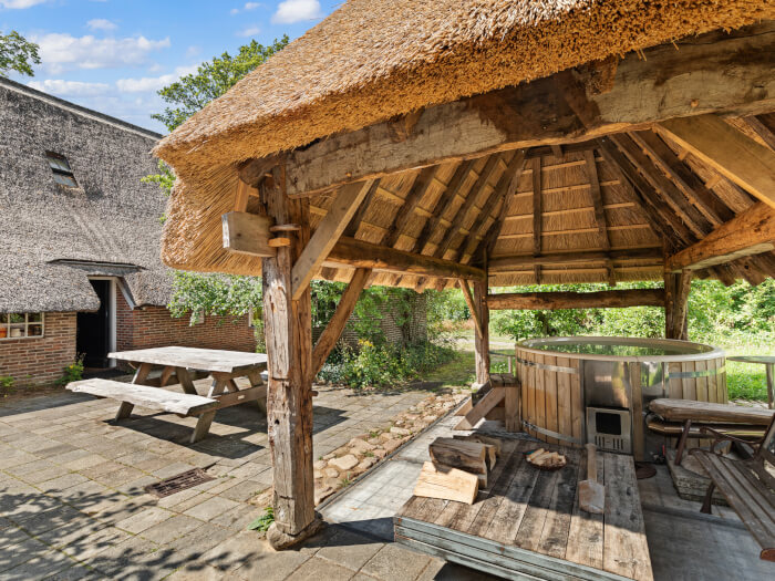 Vakantiehuis in Norg (Drenthe) voor 15 personen met 8 slaapkamers.