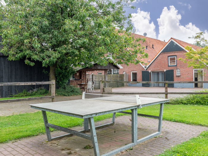 Vakantiehuis in Winterswijk (Gelderland) voor 24 personen met 10 slaapkamers.