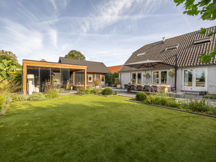 Vakantiehuis in Wagenberg (Noord-Brabant) voor 20 personen met 4 slaapkamers.