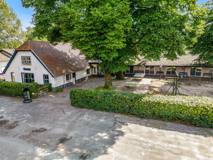 Vakantiehuis in Putten (Gelderland) voor 25 personen met 7 slaapkamers.
