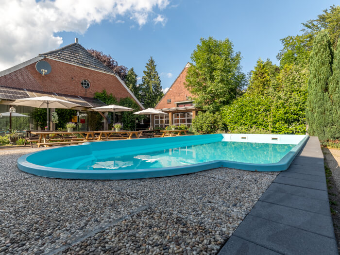 Vakantiehuis in Gieterveen (Drenthe) voor 34 personen met 11 slaapkamers.