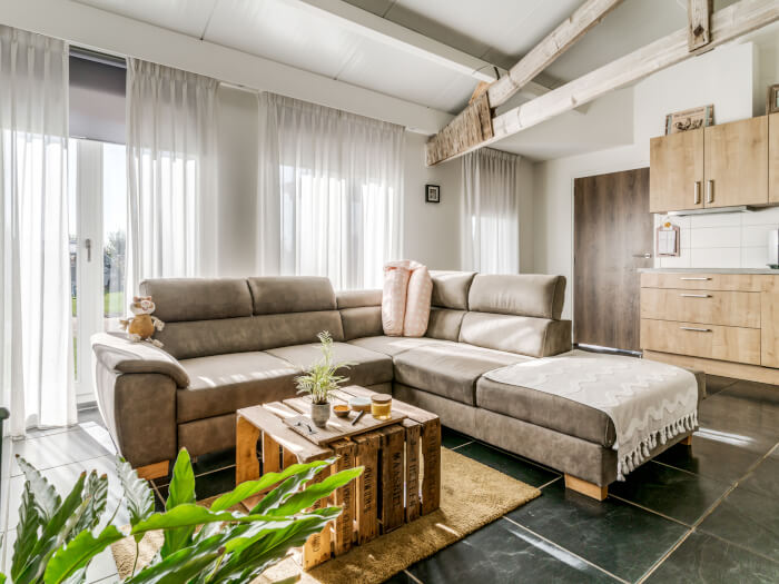 Vakantiehuis in Roermond (Limburg) voor 18 personen met 9 slaapkamers.