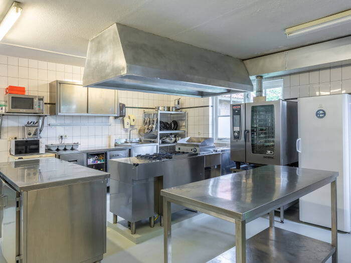 Vakantiehuis in Eibergen (Gelderland) voor 50 personen met 22 slaapkamers.