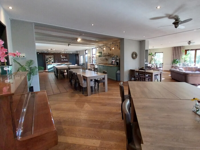 Vakantiehuis in Eibergen (Gelderland) voor 50 personen met 22 slaapkamers.