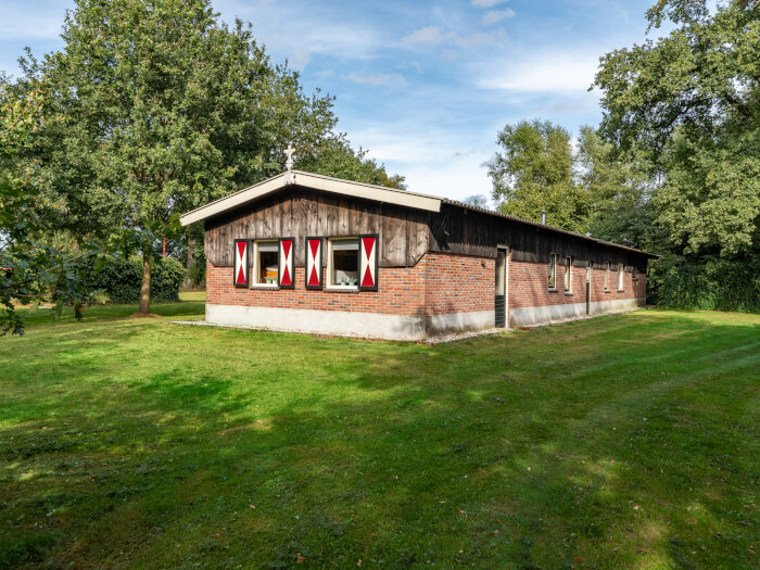 Vakantiehuis in Mander (Overijssel) voor 15 personen met 4 slaapkamers.